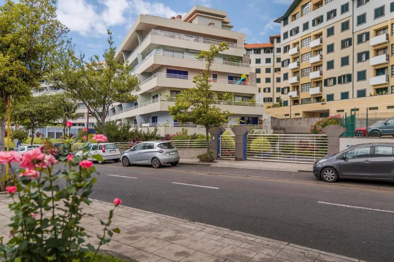 Vista Mar I By An Island Apart Funchal  Apartamento